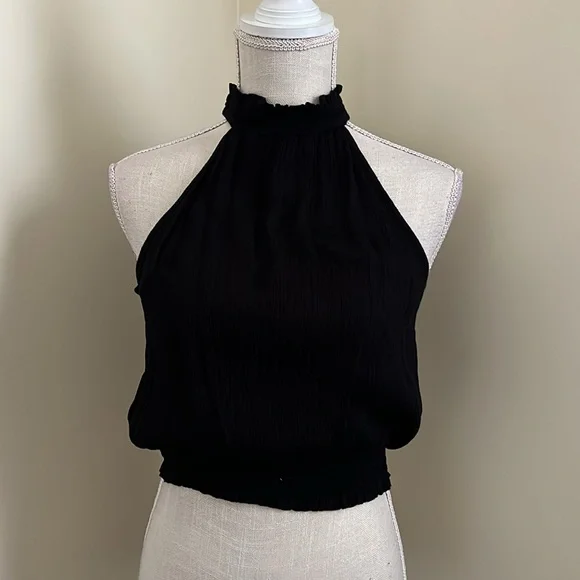 🆕 Angie Black Halter Top - Picture 4 of 10